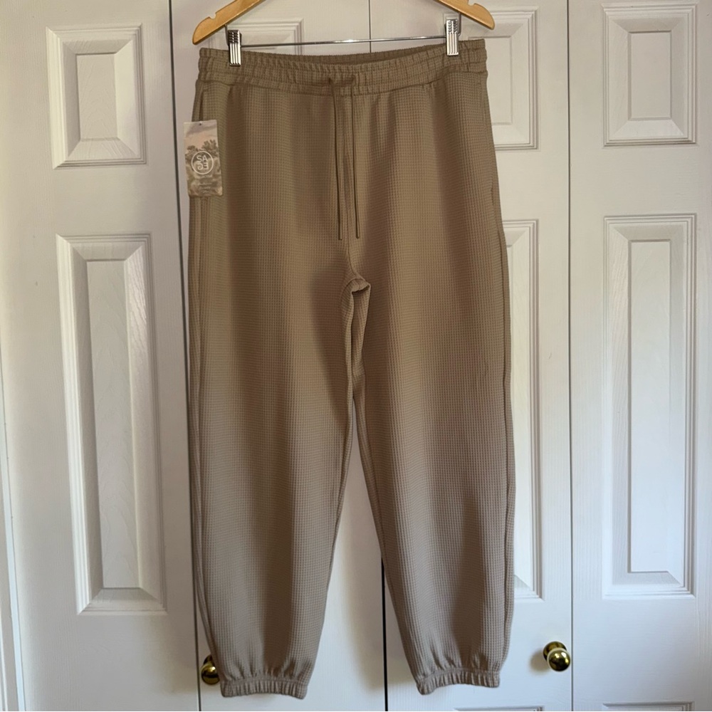 Sage collective joggers size L